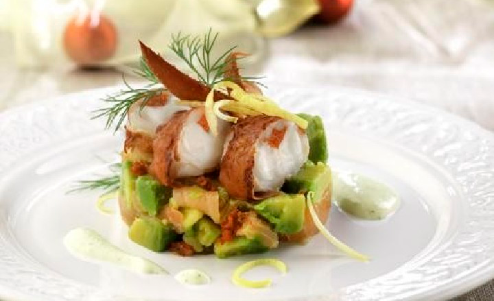 timbal-de-bogavante-aguacate-y-salmon_la-sirena