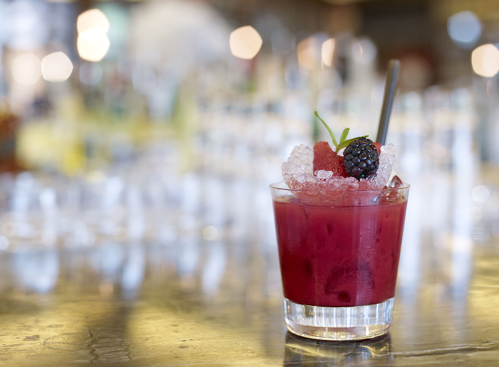 Recuerda: ¡los mocktails no son sólo bebidas a base de zumos de fruta natural!